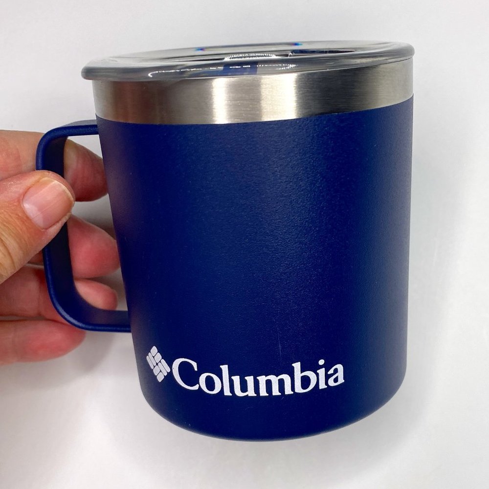 Columbia, NWT, 15 oz. camp cup in navy and silver with clear  press on cover.